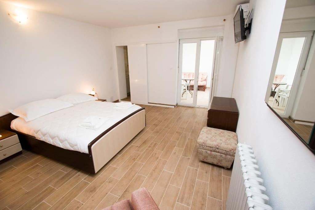 Holiday Home Makarska Bagian luar foto