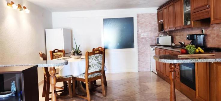Holiday Home Makarska Bagian luar foto