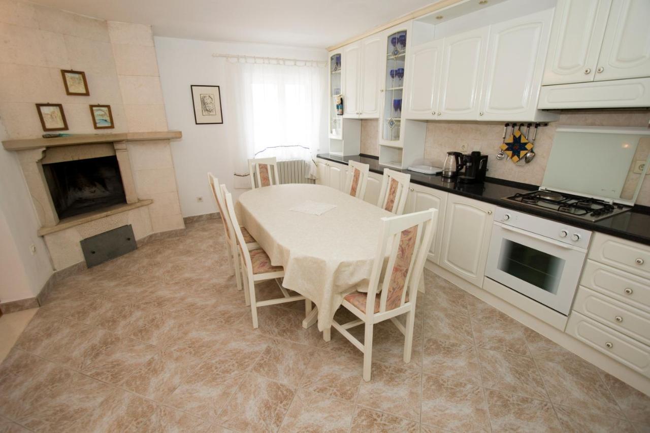 Holiday Home Makarska Bagian luar foto